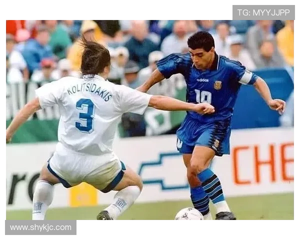 那些默默无闻却闪耀绿茵场的足球球星:低调英雄的故事 那些默默无闻却闪耀绿茵场的足球球星:低调英雄的故事